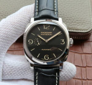Panerai Radiomir PAM00572 VS Factory Black Dial Replica Watch