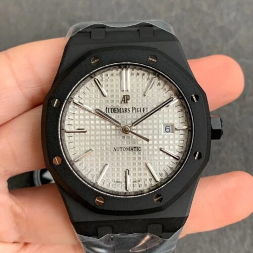 Audemars Piguet Royal Oak 15400 DLC Version ZF Factory White Dial Replica Watch