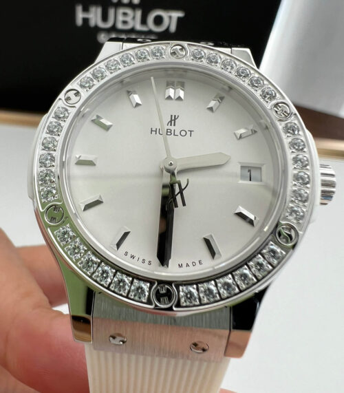 Hublot Classic Fusion 582.NX.2610.RX.1204 33MM HB Factory White Dial Replica Watch