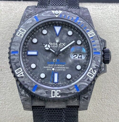 rolex-submariner-diw-customized-vs-factory-carbon-fiber-material