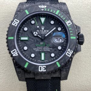 rolex-submariner-diw-customized-vs-factory-carbon-fiber-case
